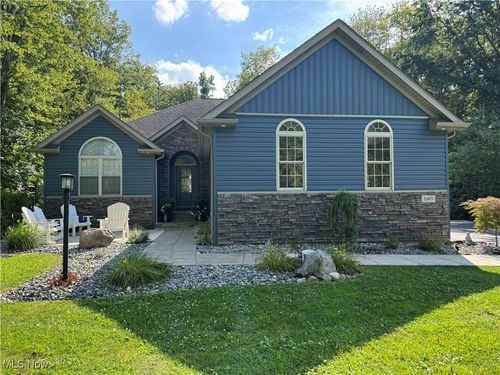 11495 Campfire Cir, Canfield, OH, 44406-8736 | Card Image