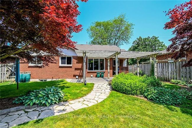 601 Bunting Rd, House other with 3 bedrooms, 2 bathrooms and 6 parking in Saint Catharines ON | Image 40