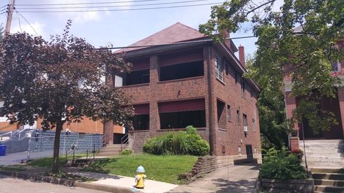 4004 Grizella St, Observatory, PA, 15214-1623 | Card Image