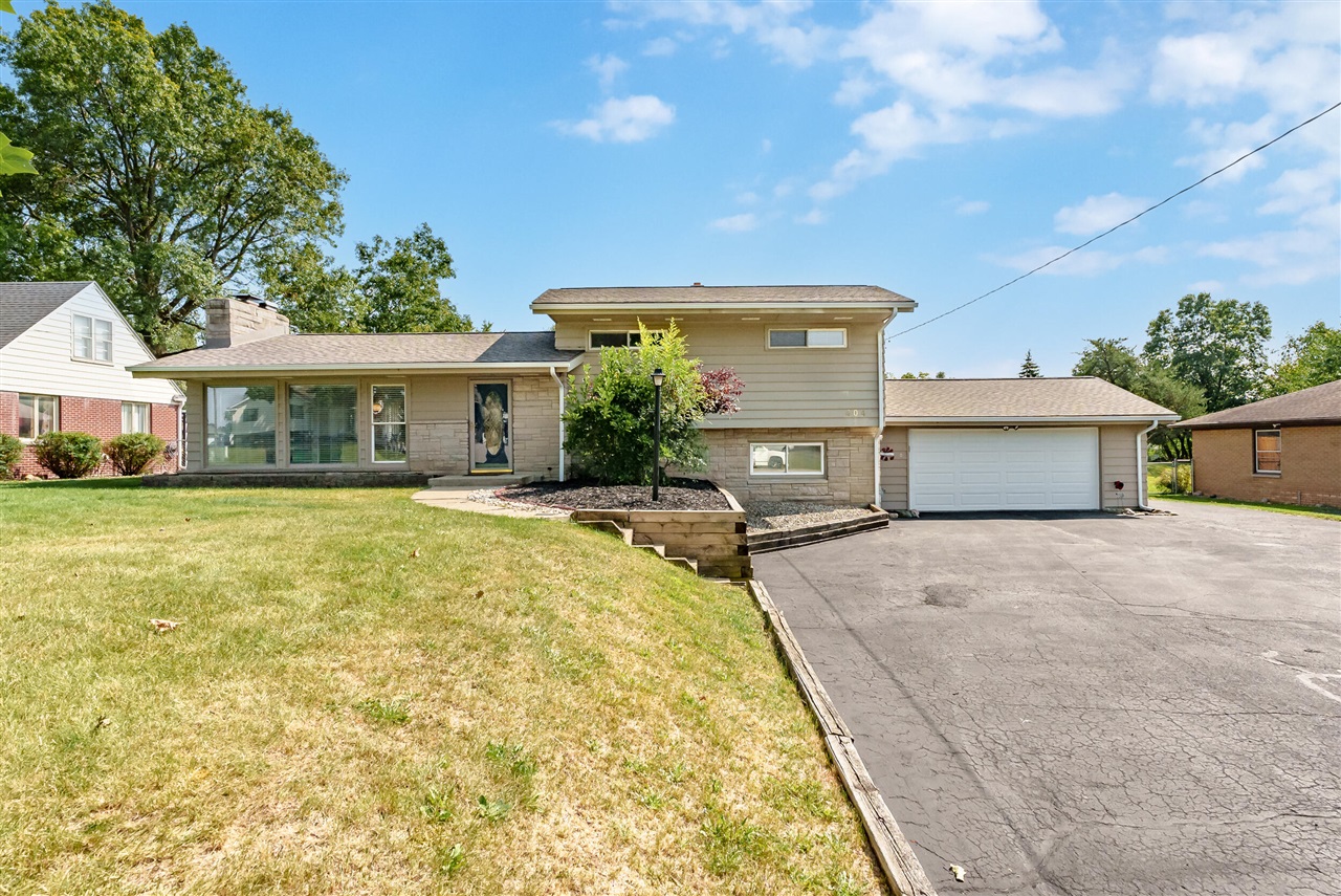 Burrwood Ave, Portage, MI 49002