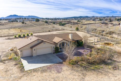 2820 N Cobey Joe Trl, Chino Valley, AZ, 86323-5550 | Card Image