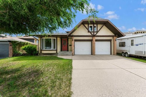 45 Cooper Rd Se, Medicine Hat, AB, T1B1K3 | Card Image