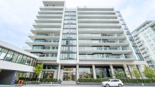 {{alt}} | Card Image