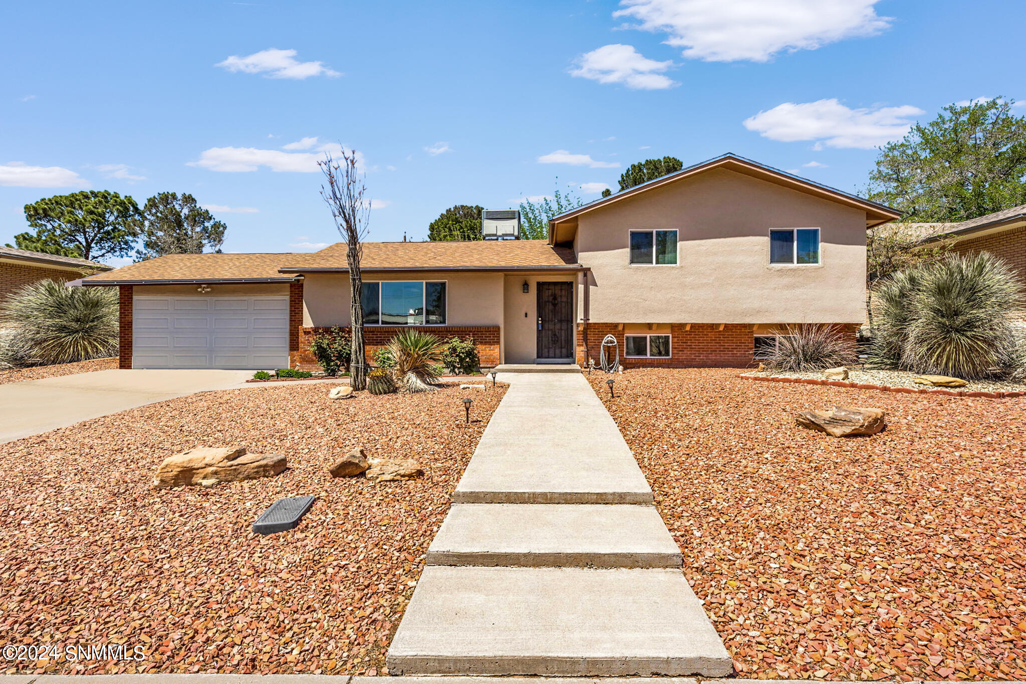 Huntington Dr, Las Cruces, NM 88011