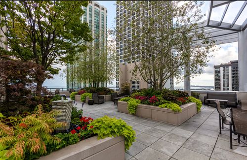 2006-201 N Westshore Dr, Chicago, IL, 60601-7267 | Card Image