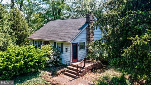 2937 Dekalb Pike, EAST NORRITON, PA, 19401-1523 | Card Image