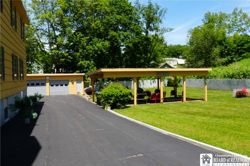 18 W 10th Street, Jamestown, NY, 14701 | Card Image