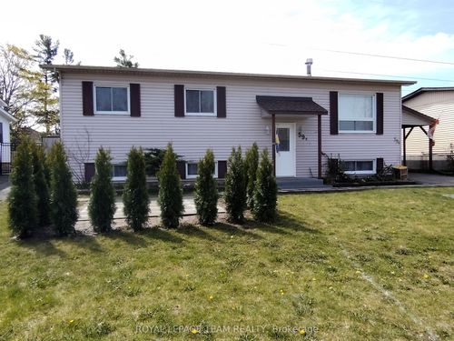 b-59 B Woodwind Crescent, Stittsville - Munster - Richmond, ON, K2S1T8 | Card Image
