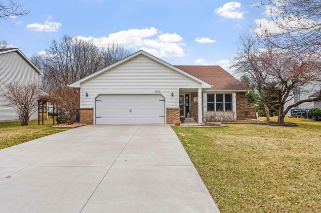 3-bed, 3-bath, 2, 000 sqft, 2+ car garage! | Image 27