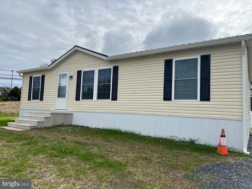 53 Dugan Ct, HEDGESVILLE, WV, 25427-5041 | Card Image