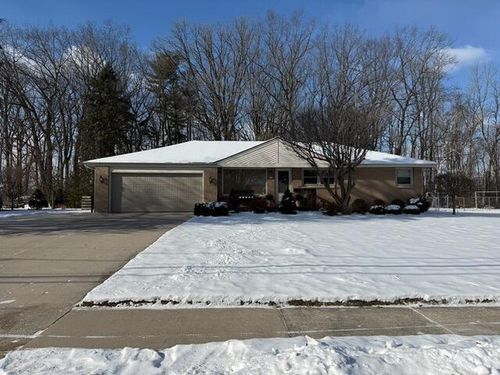 928 N 40th Street, Manitowoc, WI, 54220 | Card Image