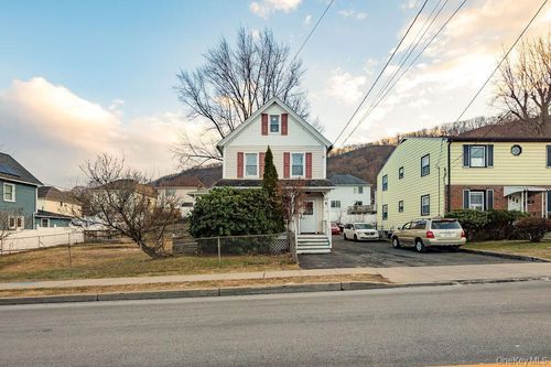 165 Gurnee Ave, Haverstraw, NY, 10927-1311 | Card Image