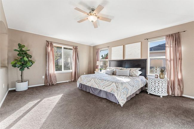 Huge light-filled primary suite | Image 18