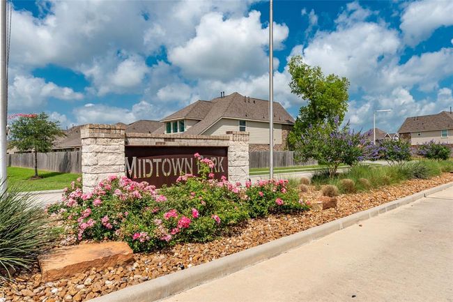 1834 Alyssa Way, House other with 4 bedrooms, 4 bathrooms and 2 parking in Alvin TX | Image 30