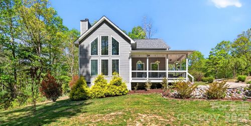 38 Pine Hill Rd, Fairview, NC, 28730-8665 | Card Image
