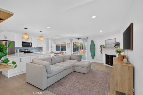 568 Carrie Cir, San Marcos, CA, 92069-1703 | Card Image