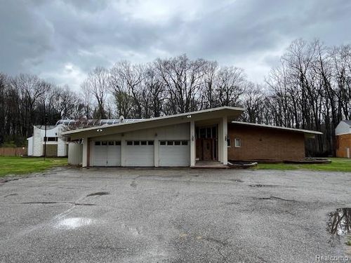 20551 Norwood Drive S, Southfield, MI, 48075 | Card Image