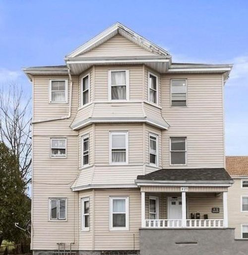 3-482 Vale St, Fall River, MA, 02724-3646 | Card Image