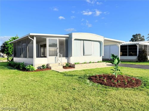 815 Cape Haze Ln, NAPLES, FL, 34104-4115 | Card Image