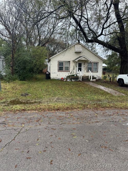 7 Orphan St, Pryor, OK, 74361-4815 | Card Image