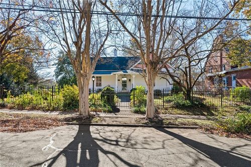 224 W Banner Ave, Winston-Salem, NC, 27127-2004 | Card Image