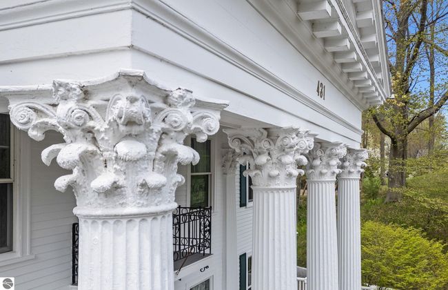 431 Michigan Ave, House other with 10 bedrooms, 7 bathrooms and null parking in Charlevoix MI | Image 85