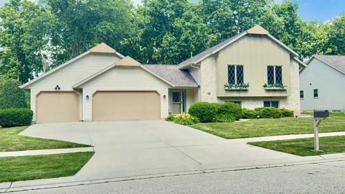 1071 Woodcrest Drive, FOND DU LAC, WI, 54935 | Card Image