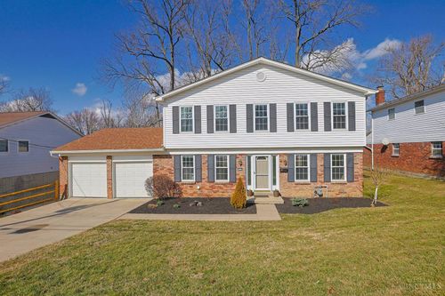 3670 Centurion Drive, Cincinnati, OH, 45211 | Card Image