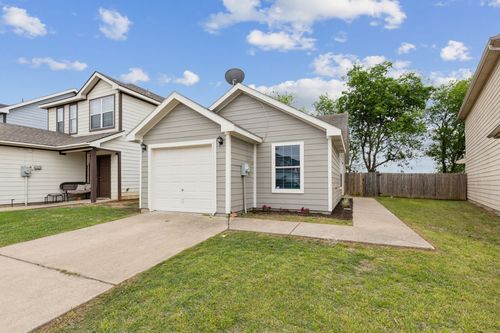 1304 Pine Ln, Fort Worth, TX, 76140-5498 | Card Image