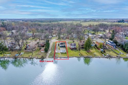 2225 Lakeshore Drive, DOVER, WI, 53139 | Card Image