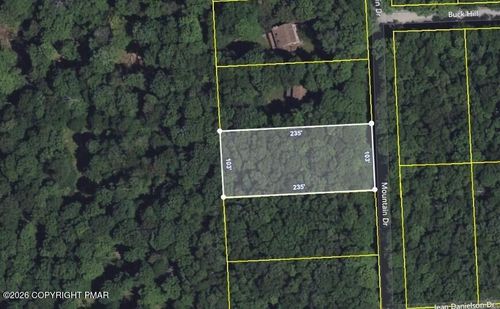 150 Mountain Dr, Greentown, PA, 18426-4811 | Card Image