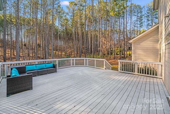 Massive Entertainment Space with Gorgeous Back Drop | Image 37