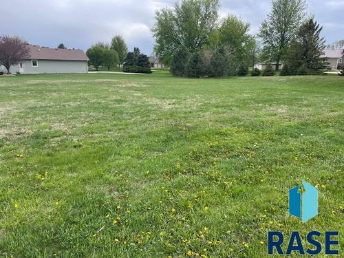 603 Parkdale Dr, Inwood, IA, 51240-7830 | Card Image
