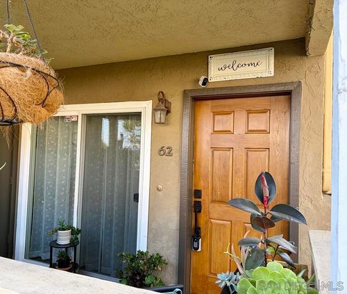 62-5034 Los Morros Way, Oceanside, CA, 92057-3725 | Card Image