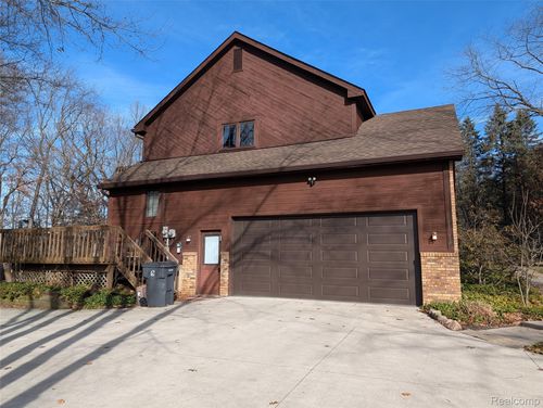 4422 Argenta Dr, Brighton, MI, 48116-9175 | Card Image