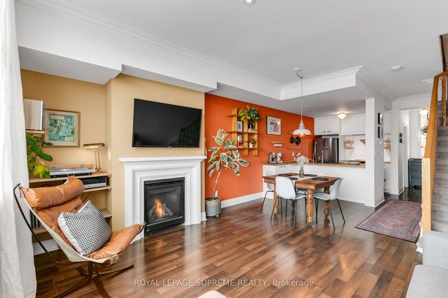 B - 475 Rogers Rd, Condo with 2 bedrooms, 2 bathrooms and 1 parking in York ON | Image 6