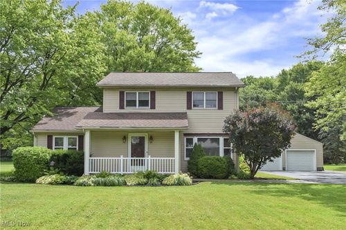 120 Luden Ave, Munroe Falls, OH, 44262-1408 | Card Image