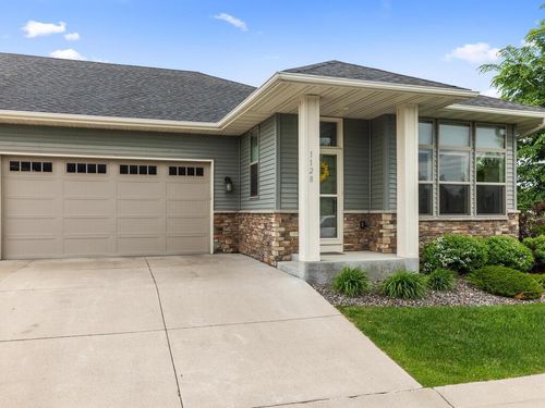 1128 Willowbrook Cir, Delano, MN, 55328-4400 | Card Image