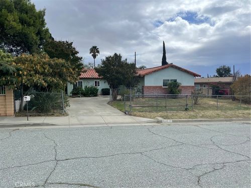 1106 N Durward St, Banning, CA, 92220-2502 | Card Image