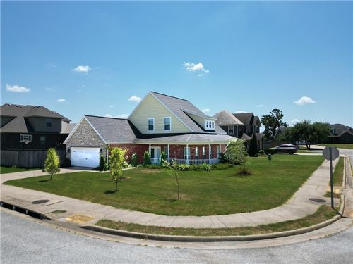 1701 Crestwood Hills Ln, Cave Springs, AR, 72718-8818 | Card Image