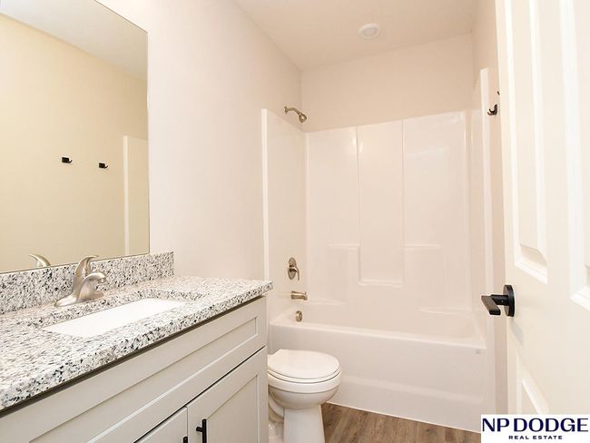 20856 S Plz, Townhouse with 3 bedrooms, 3 bathrooms and 2 parking in Elkhorn NE | Image 20