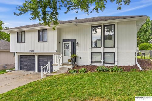12555 Yates Street, Omaha, NE, 68164 | Card Image