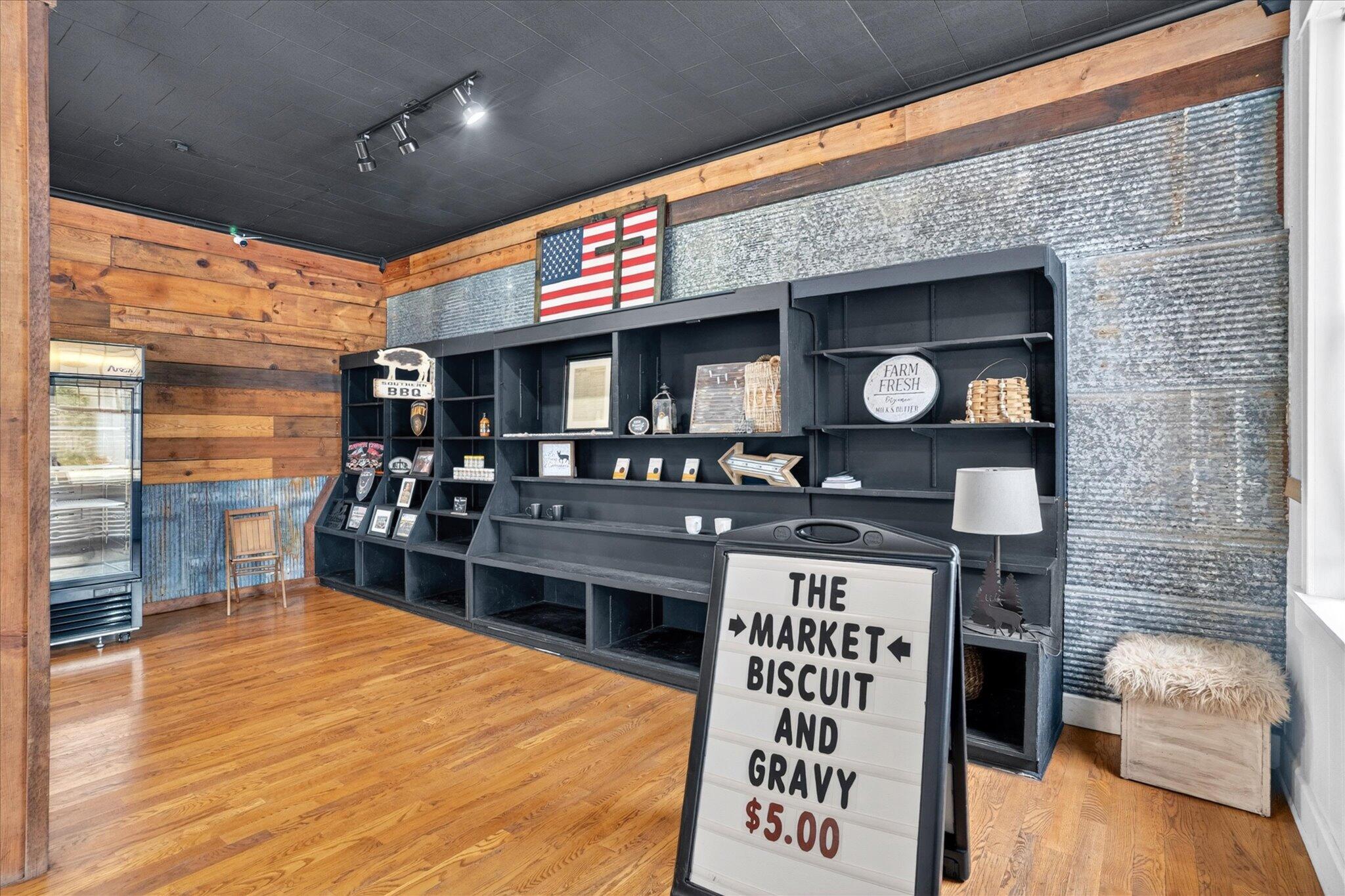 Commercial Sale in Aurora 5