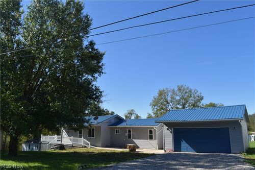 46948 Columbia Hill Rd, Saint Clairsville, OH, 43950-8653 | Card Image