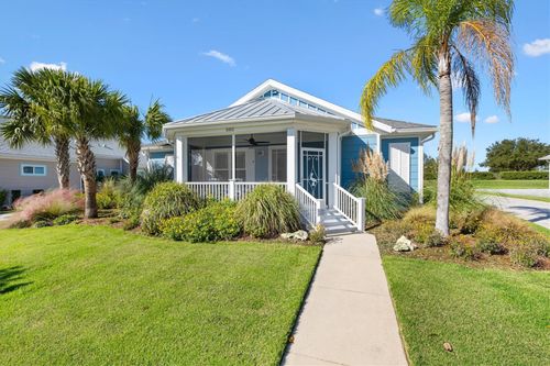 1052 Sugar Loaf Key Loop, LADY LAKE, FL, 32159-5042 | Card Image