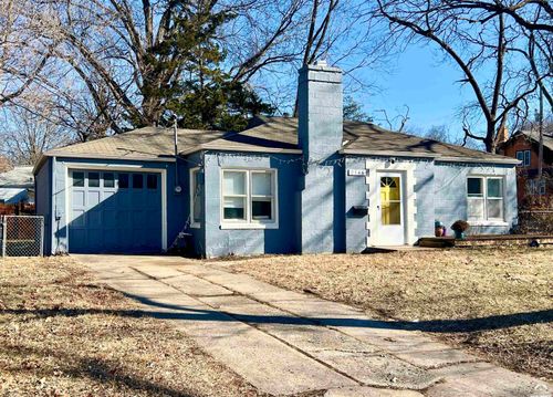 2146 Rhode Island St, Lawrence, KS, 66046-3056 | Card Image