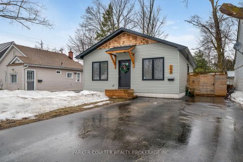 340 Colborne St W, Orillia, ON, L3V3A3 | Card Image