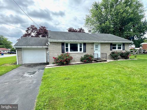 313 Martha St, ROBESONIA, PA, 19551-1323 | Card Image