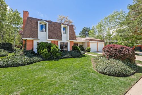 2738 E Snow Mountain Dr, Sandy, UT, 84093-1949 | Card Image