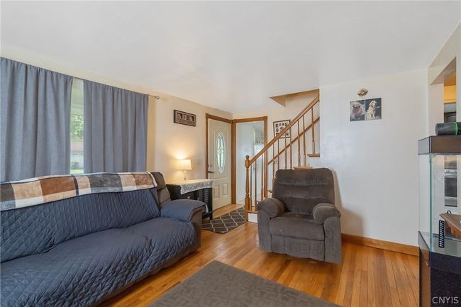 325 Lawrence Avenue, House other with 3 bedrooms, 1 bathrooms and null parking in Clay NY | Image 6